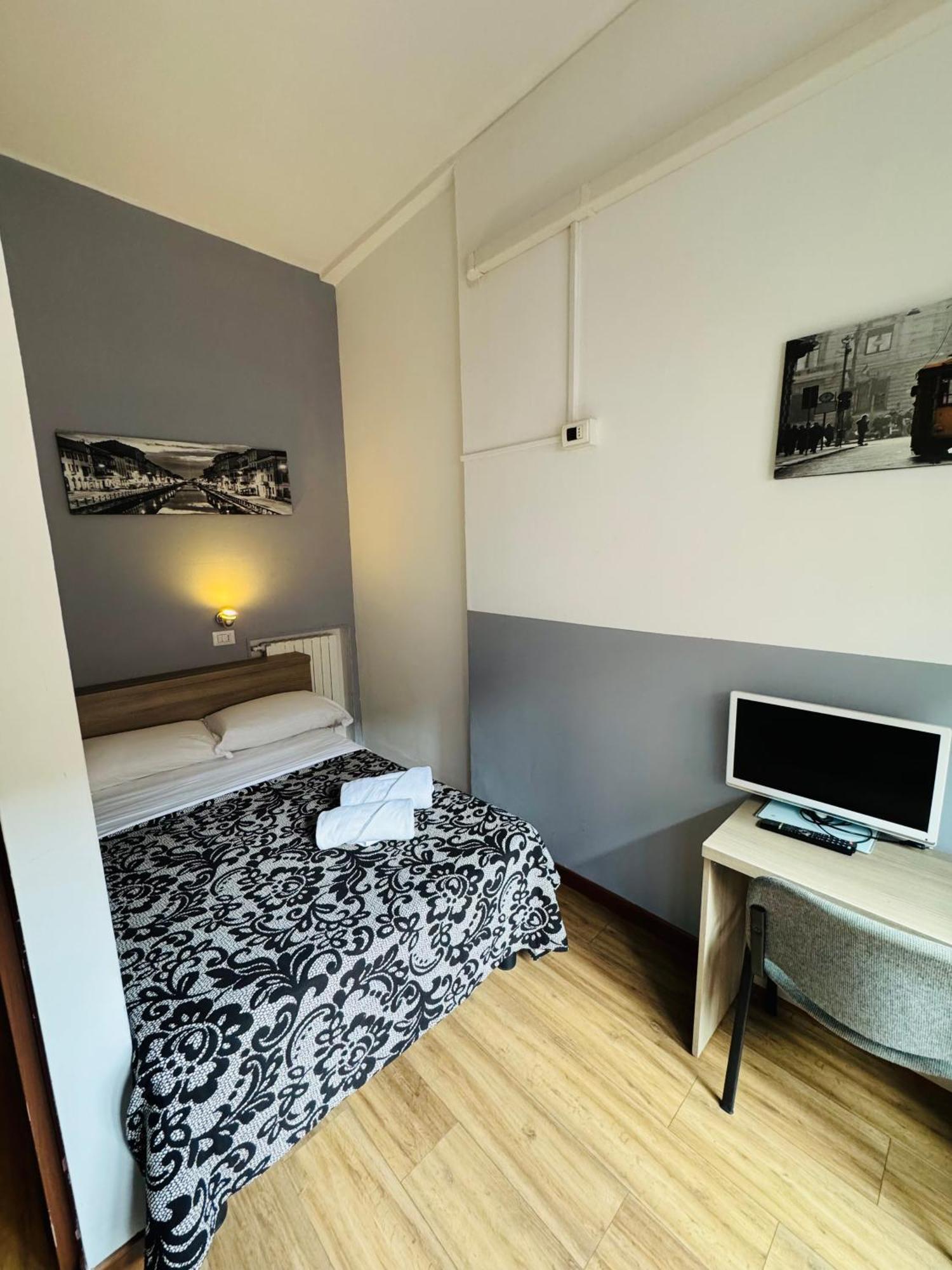 Bovisa House B&B Private Rooms Милан Экстерьер фото